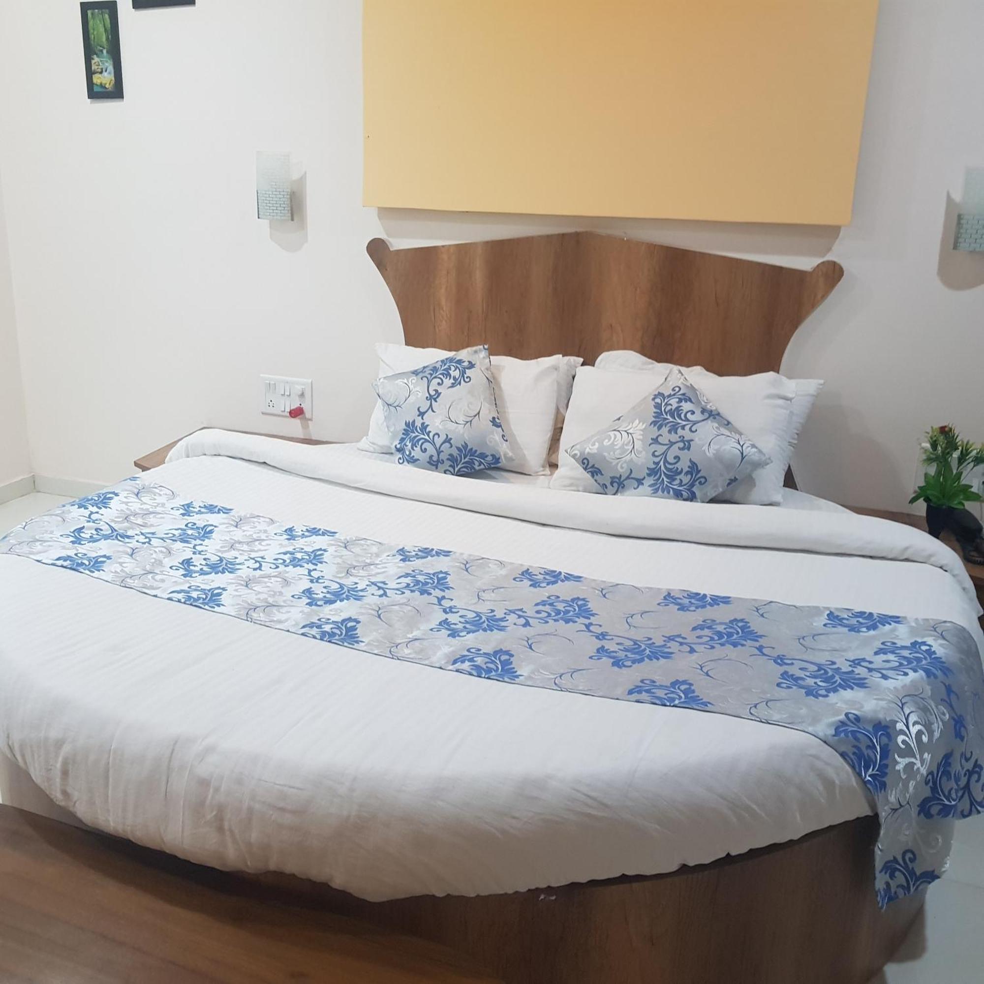 C P Cottage มหาบาเลชวาร์ ภายนอก รูปภาพ